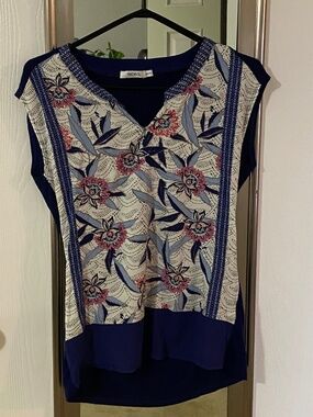 Ricki's Short Sleeve Top